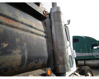 Mack F-4370 Muffler for a International F-4370
