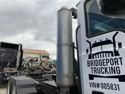 Mack Vision CXN613 Muffler for a Mack CXN613