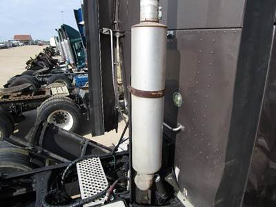 Peterbilt 387 Muffler