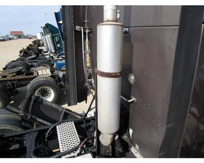 Peterbilt 387 Muffler
