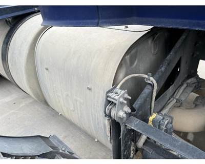 Volvo VNL Muffler