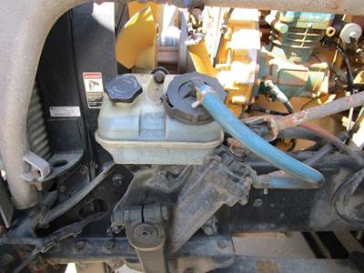 Freightliner A14-14796-001 Power Steering Assembly for a Freightliner COLUMBIA 120