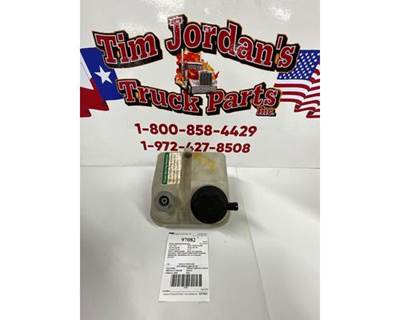 Freightliner A14-17924-000 Power Steering Assembly for a Freightliner M2 106