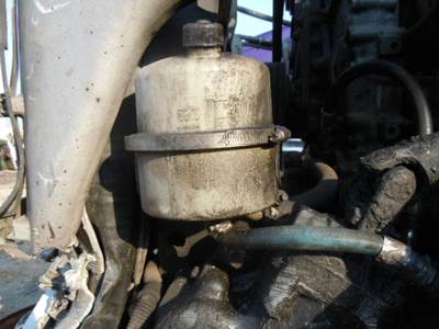 Freightliner Columbia Power Steering Assembly for a Freightliner COLUMBIA 120