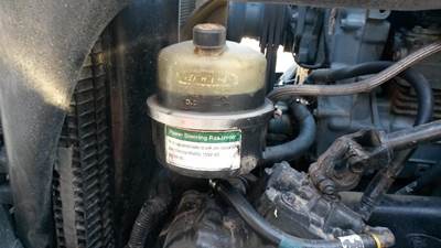 Freightliner Columbia Power Steering Assembly for a Freightliner COLUMBIA 120