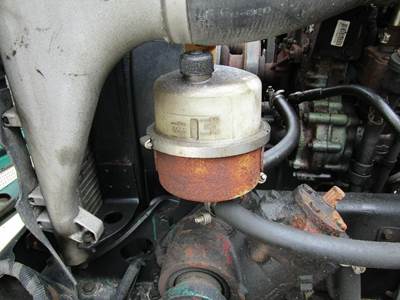 Freightliner Columbia Power Steering Assembly for a Freightliner COLUMBIA 120