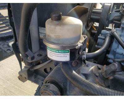 Freightliner Columbia Power Steering Assembly for a Freightliner COLUMBIA 120