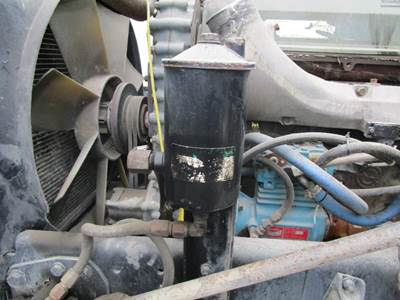 Freightliner FLD132 Power Steering Assembly for a Freightliner FLD132T