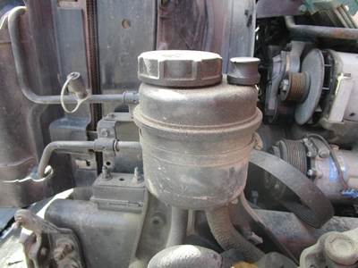 Volvo VNL Power Steering Assembly