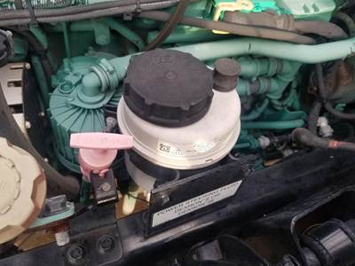 Volvo VNL Power Steering Assembly