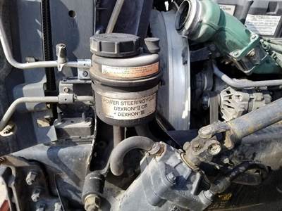 Volvo VNL Power Steering Assembly