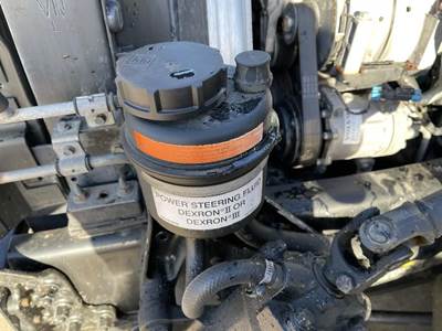 Volvo VNL Power Steering Assembly