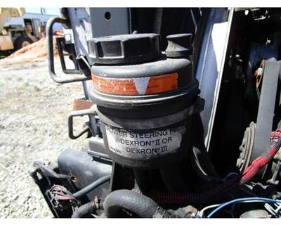 Volvo VNL Power Steering Assembly