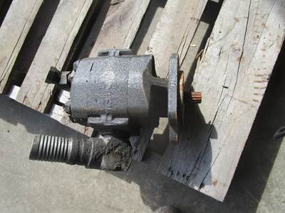 USED HYDRAULIC PUMP 