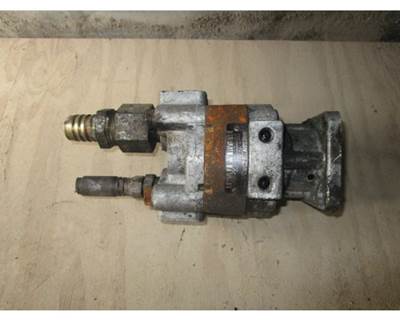 USED PARKER PTO HYDRAULIC PUMP. MODEL: P16 115A 2S2