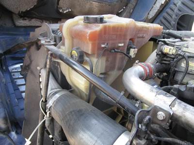 Freightliner Cascadia Radiator Overflow Bottle / Surge Tank for a Freightliner CASCADIA 125