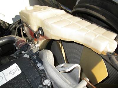 Freightliner Cascadia Radiator Overflow Bottle / Surge Tank for a Freightliner CASCADIA 125