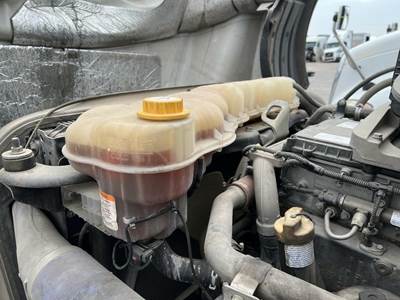 Freightliner Cascadia Radiator Overflow Bottle / Surge Tank for a Freightliner CASCADIA 126