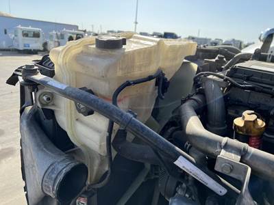 Freightliner Cascadia Radiator Overflow Bottle / Surge Tank for a Freightliner CASCADIA 125