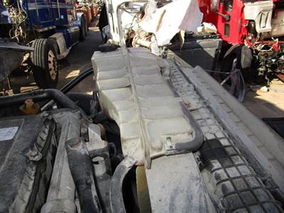 Freightliner Cascadia Radiator Overflow Bottle / Surge Tank for a Freightliner CASCADIA 125