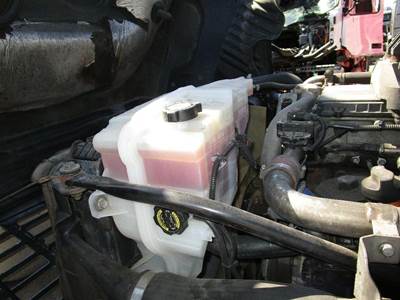 Freightliner Cascadia Radiator Overflow Bottle / Surge Tank for a Freightliner CASCADIA 125
