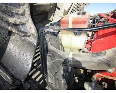 Freightliner Cascadia Radiator Overflow Bottle / Surge Tank for a Freightliner CASCADIA 125