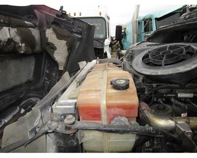 Freightliner Cascadia Radiator Overflow Bottle / Surge Tank