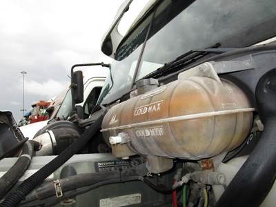 Freightliner Columbia Radiator Overflow Bottle / Surge Tank for a Freightliner COLUMBIA 120