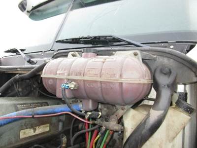 Freightliner Columbia Radiator Overflow Bottle / Surge Tank for a Freightliner COLUMBIA 120