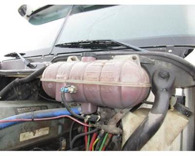 Freightliner Columbia Radiator Overflow Bottle / Surge Tank for a Freightliner COLUMBIA 120