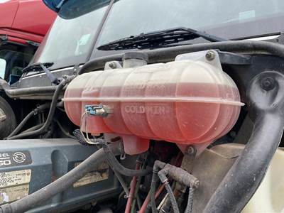 Freightliner Coronado Radiator Overflow Bottle / Surge Tank for a Freightliner CORONADO 132