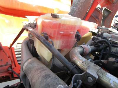Freightliner ST120 Radiator Overflow Bottle / Surge Tank