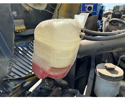 International 4300 Radiator Overflow Bottle / Surge Tank