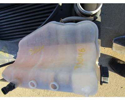 International Radiator Overflow Bottle / Surge Tank