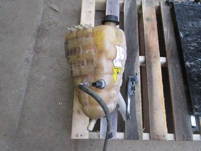 International 7400 Radiator Overflow Bottle / Surge Tank