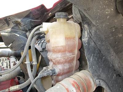 International 9900i Radiator Overflow Bottle / Surge Tank