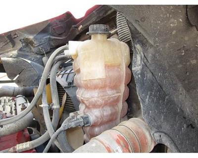 International 9900i Radiator Overflow Bottle / Surge Tank