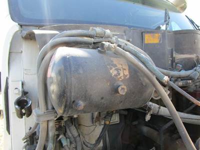 Kenworth T2000 Radiator Overflow Bottle / Surge Tank