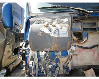 Kenworth T2000 Radiator Overflow Bottle / Surge Tank