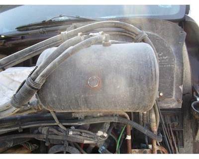 Peterbilt 387 Radiator Overflow Bottle / Surge Tank