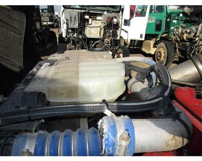 Peterbilt 567 Radiator Overflow Bottle / Surge Tank