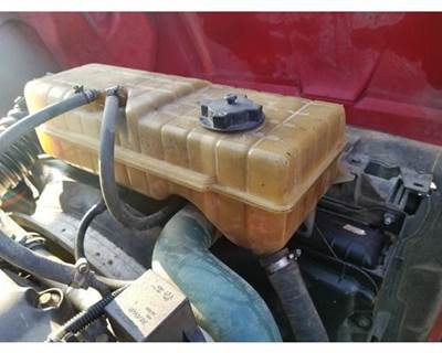 Volvo VNL Radiator Overflow Bottle / Surge Tank