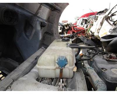 Volvo VNL Radiator Overflow Bottle / Surge Tank