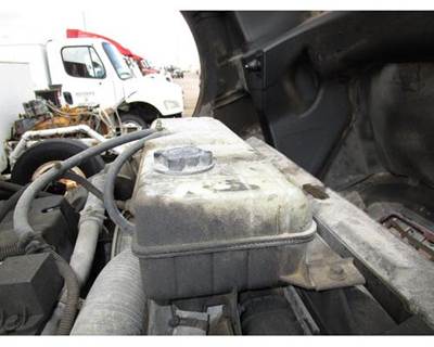 Volvo VNL Radiator Overflow Bottle / Surge Tank