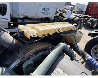 Volvo VNL Radiator Overflow Bottle / Surge Tank