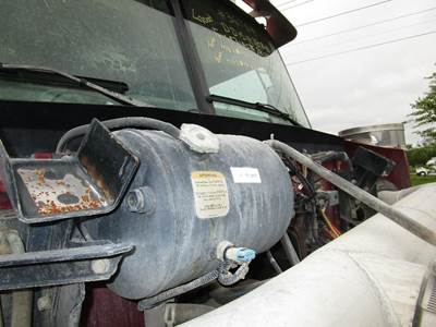 Western Star 4900 Radiator Overflow Bottle / Surge Tank for a Western Star TR 4900 SA