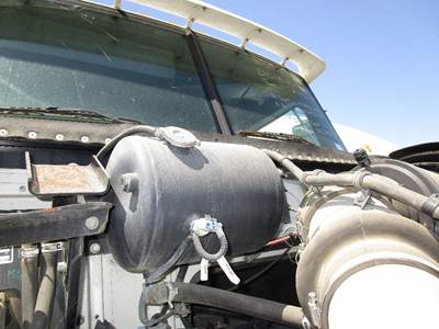 Western Star 4900 Radiator Overflow Bottle / Surge Tank for a Western Star TR 4900 SA