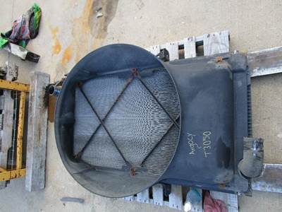 Freightliner ARGOCY Radiator for a Freightliner ARGOSY