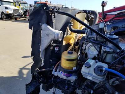 Freightliner Cascadia Radiator for a Freightliner CASCADIA 125