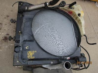 Freightliner Cascadia Radiator for a Freightliner CASCADIA 125